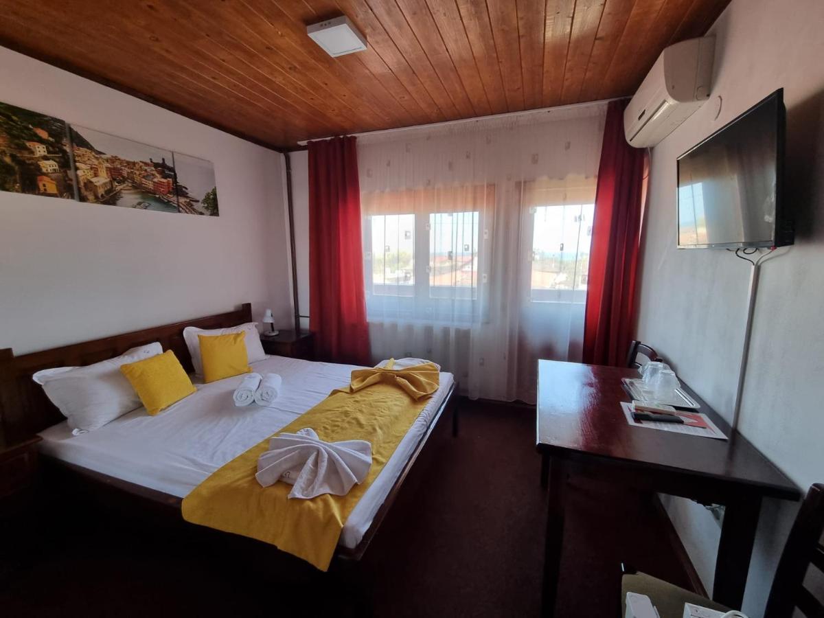 Hotel Casa Luca Vama Veche Zewnętrze zdjęcie