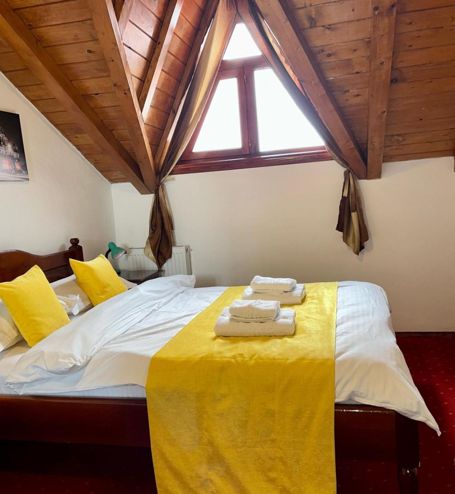 Hotel Casa Luca Vama Veche Zewnętrze zdjęcie
